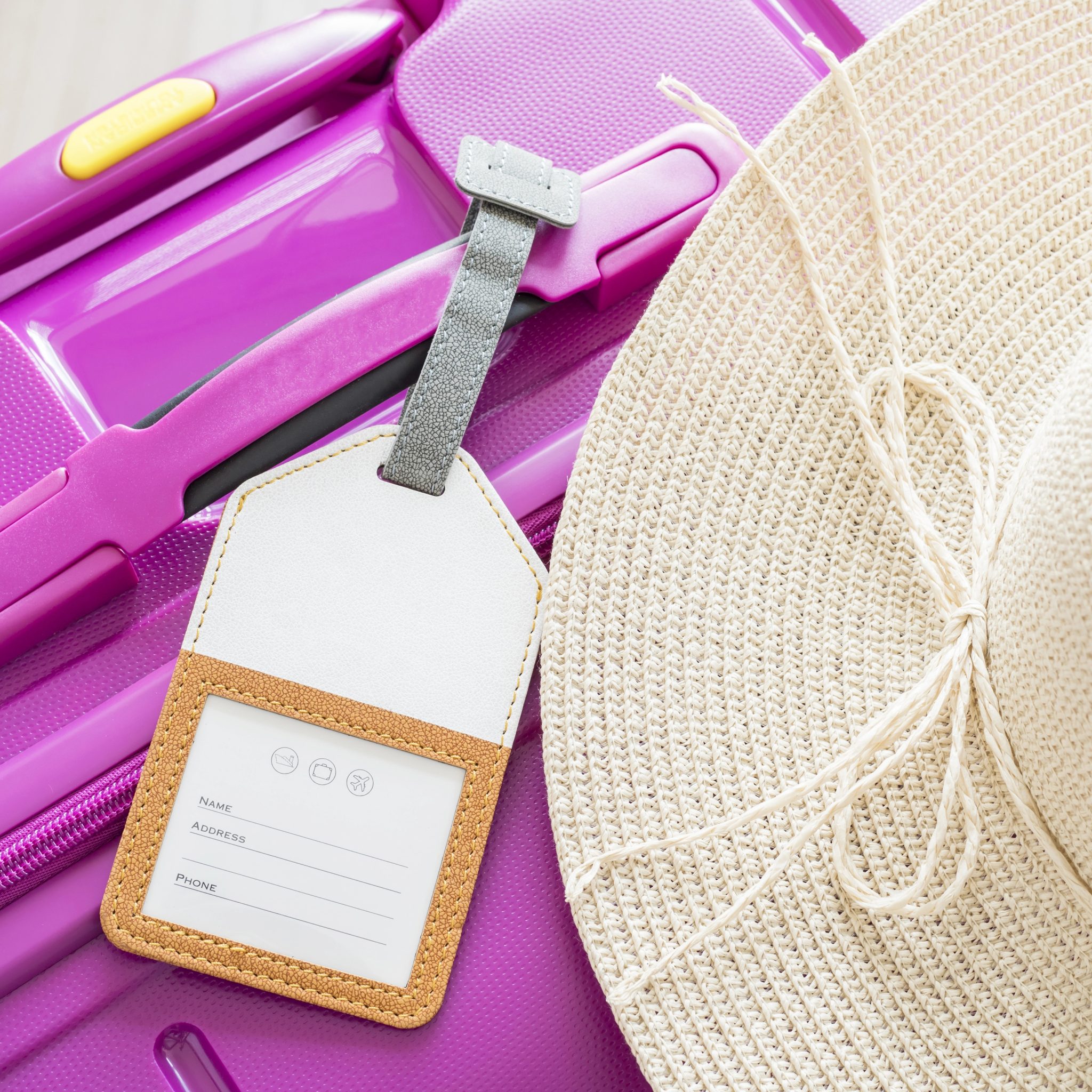 Luggage Tag Safety: This Common Practice Could Put You at Risk - Travel ...